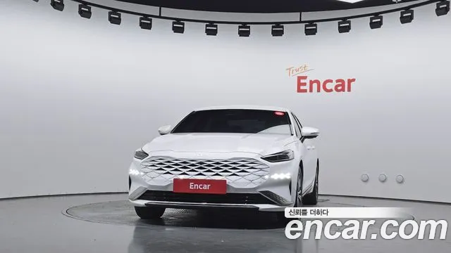 Kia K8 K8 Hybrid — Фото автомобиля 3