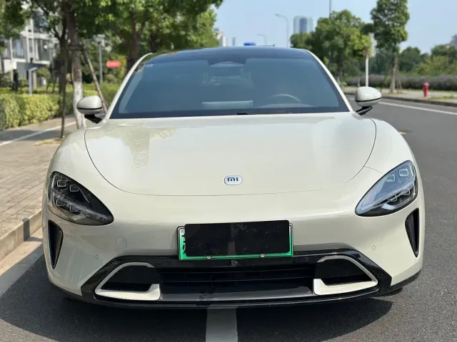 Xiaomi SU7 — Фото автомобиля 2