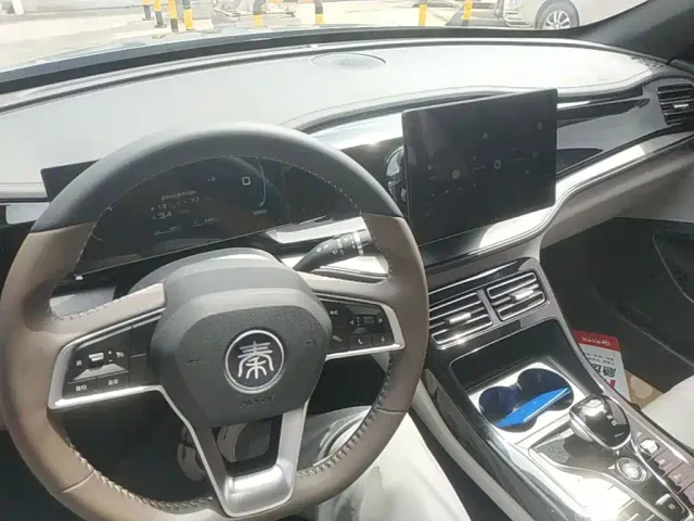 BYD Qin PLUS — Фото автомобиля 9