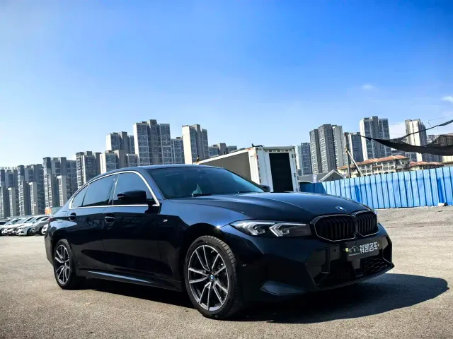BMW 3 Series — Фото автомобиля 3