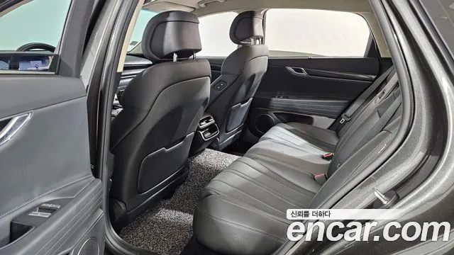 Genesis G80 RG3 — Фото автомобиля 12