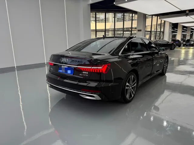 Audi A6L — Фото автомобиля 15
