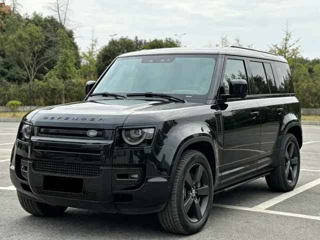 Land Rover Defender — Фото автомобиля 2