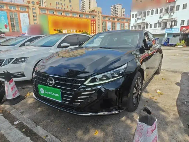 Фотография автомобиля — Nissan Teana