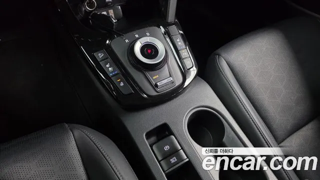 Kia Seltos Новый Seltos Бензин 2.0 2WD — Фото автомобиля 9
