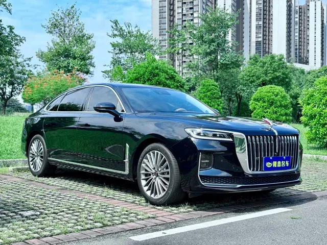 Hongqi H9 — Фото автомобиля 3