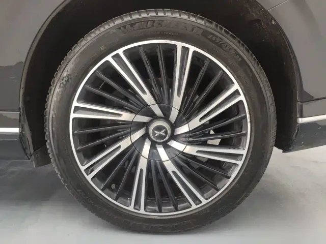 Xpeng G9 — Фото автомобиля 17