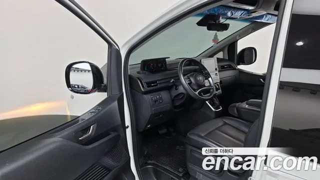 Hyundai Staria — Фото автомобиля 15