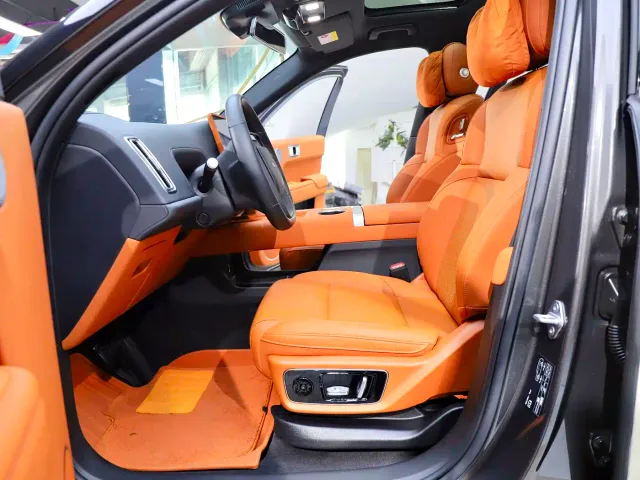 Li Auto L7 — Фото автомобиля 9