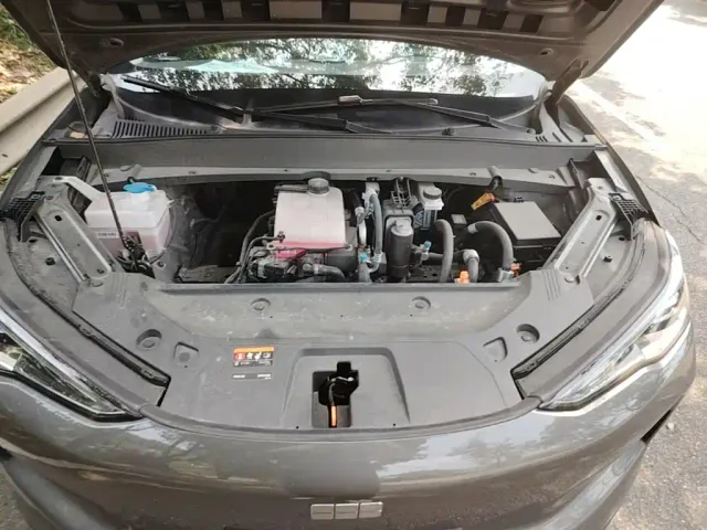 Geely Galaxy E5 — Фото автомобиля 19