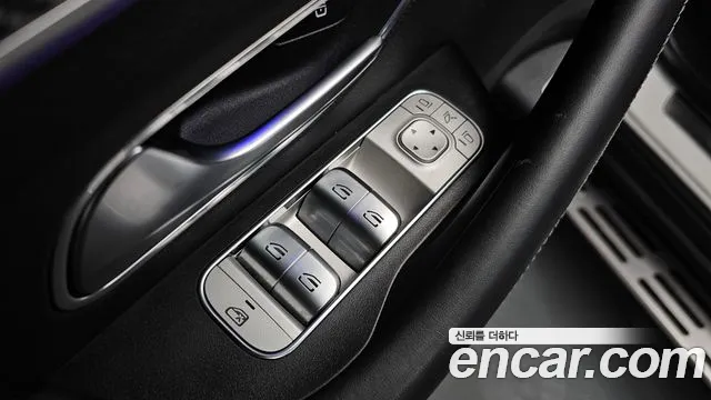 Mercedes-Benz GLE-Class — Фото автомобиля 19
