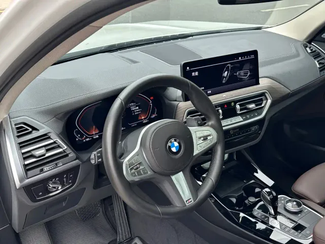 BMW X3 — Фото автомобиля 7