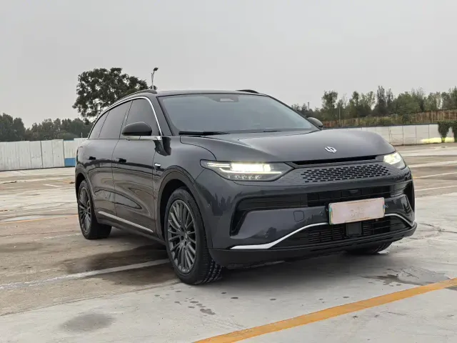 Leapmotor C11 — Фото автомобиля 3