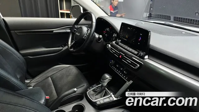 Kia Seltos Seltos Бензин 1.6 Turbo 4WD — Фото автомобиля 5