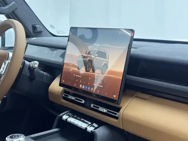 iCAR V27 — Фото автомобиля 9