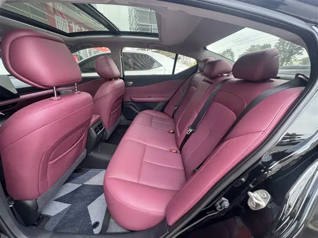 Nissan Teana — Фото автомобиля 5