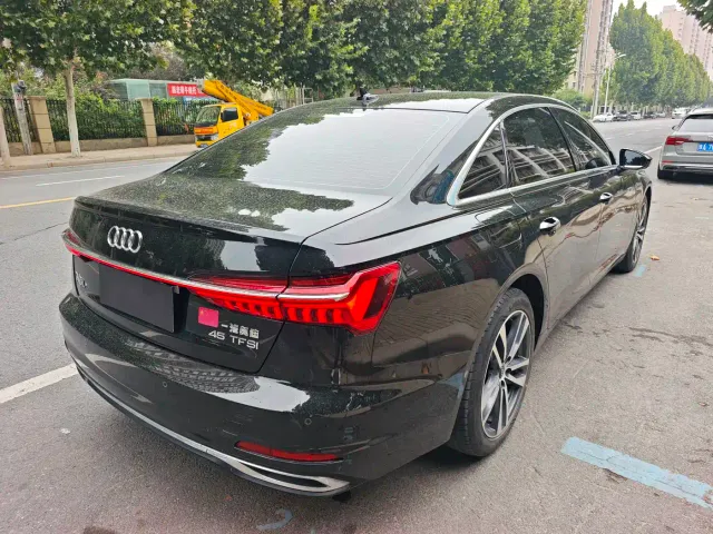 Audi A6L — Фото автомобиля 13