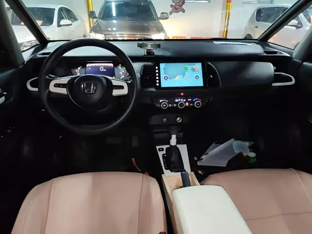 Honda Fit — Фото автомобиля 9