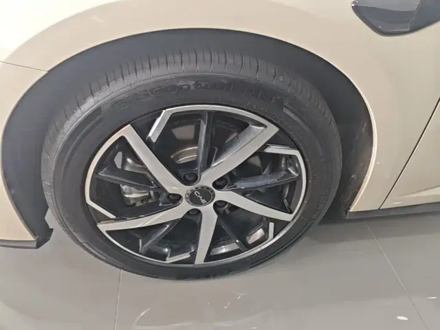 BYD Seal 07 DM-i — Фото автомобиля 22
