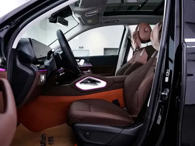 Mercedes-Benz GLE-Class — Фото автомобиля 28