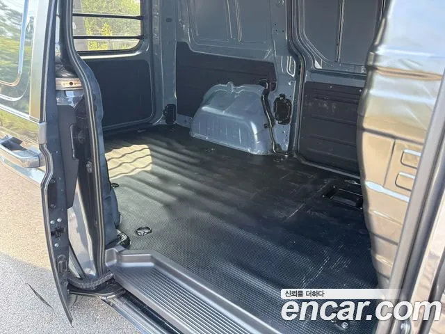 Hyundai Staria — Фото автомобиля 9