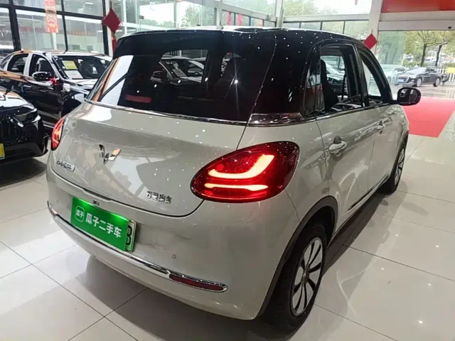 Wuling Bingo — Фото автомобиля 6