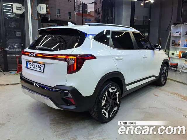 Kia Seltos — Фото автомобиля 4