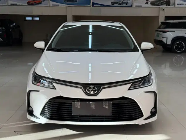 Toyota Corolla — Фото автомобиля 2