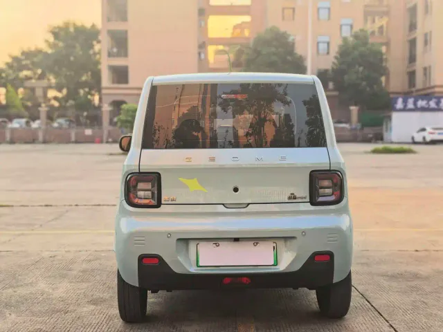 Geely Panda — Фото автомобиля 8