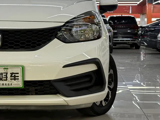 Honda Fit — Фото автомобиля 7