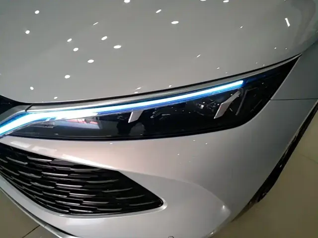 BYD Qin L — Фото автомобиля 23