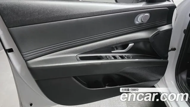Hyundai Avante CN7 — Фото автомобиля 13