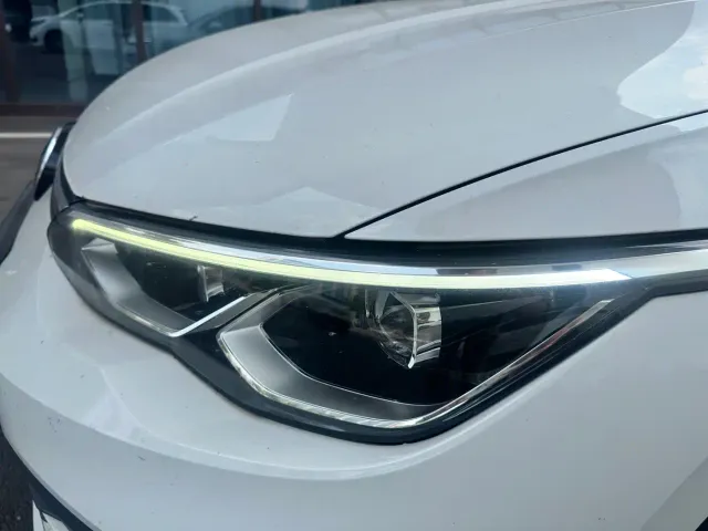 Volkswagen Golf — Фото автомобиля 4