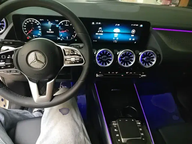 Mercedes-Benz GLA-Class — Фото автомобиля 13