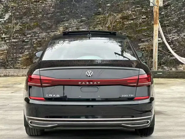 Volkswagen Passat — Фото автомобиля 8