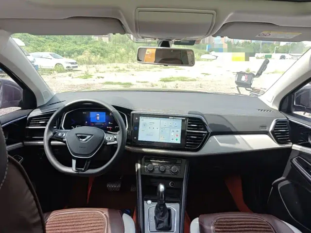 Jetta VS7 — Фото автомобиля 9