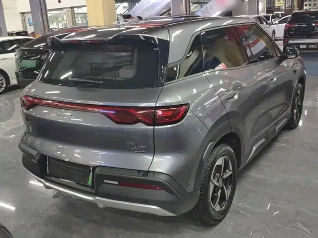 BYD Yuan UP — Фото автомобиля 6