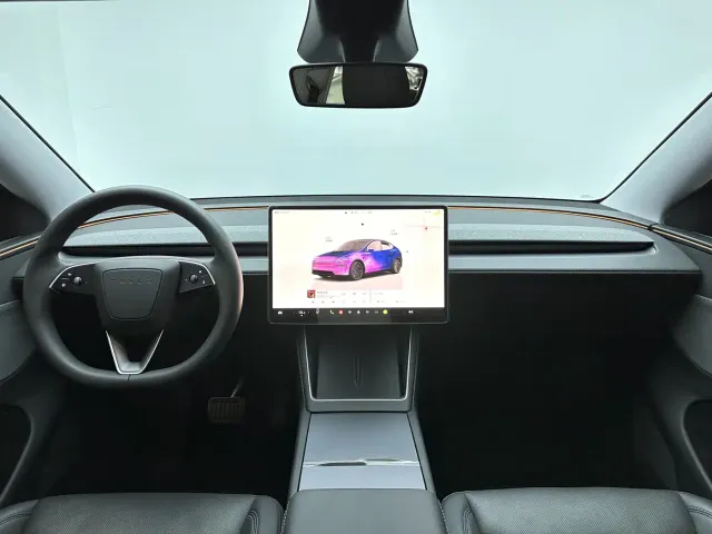 Tesla Model Y — Фото автомобиля 14