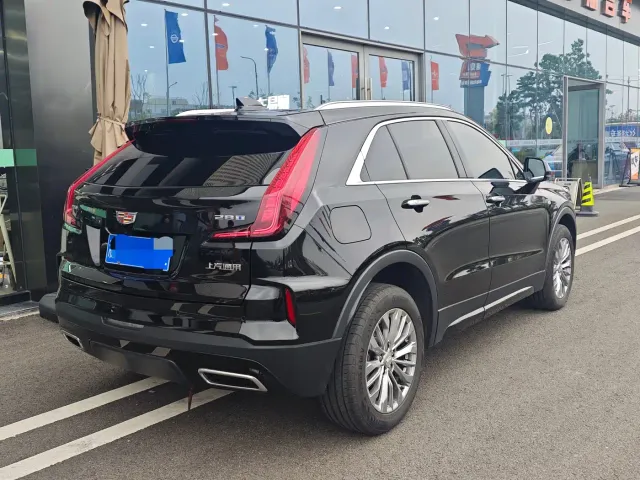 Cadillac XT4 — Фото автомобиля 9