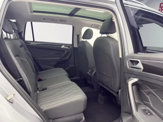 Volkswagen Tiguan L — Фото автомобиля 13