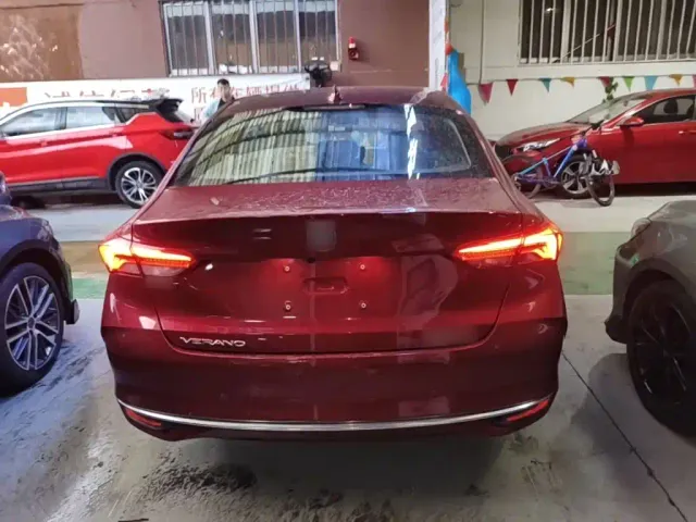 Buick Verano — Фото автомобиля 5