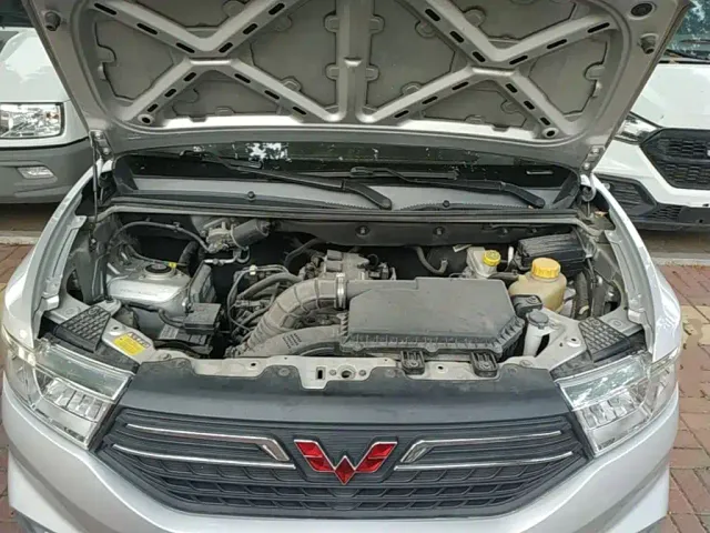 Wuling Hongguang V — Фото автомобиля 15