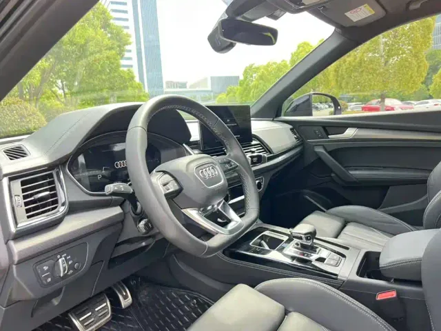 Audi Q5L — Фото автомобиля 7