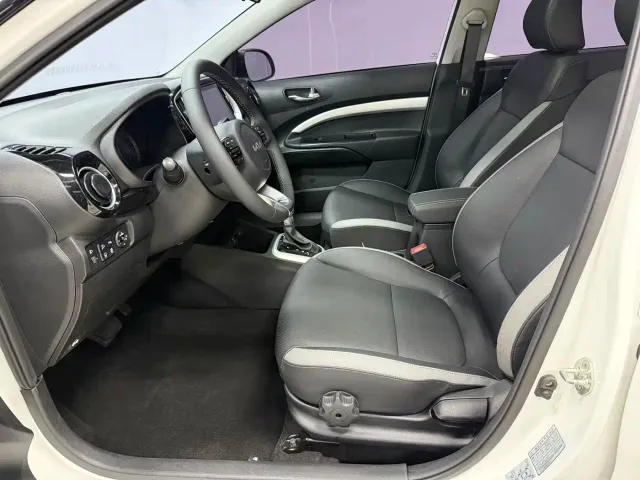 Kia KX1 — Фото автомобиля 5
