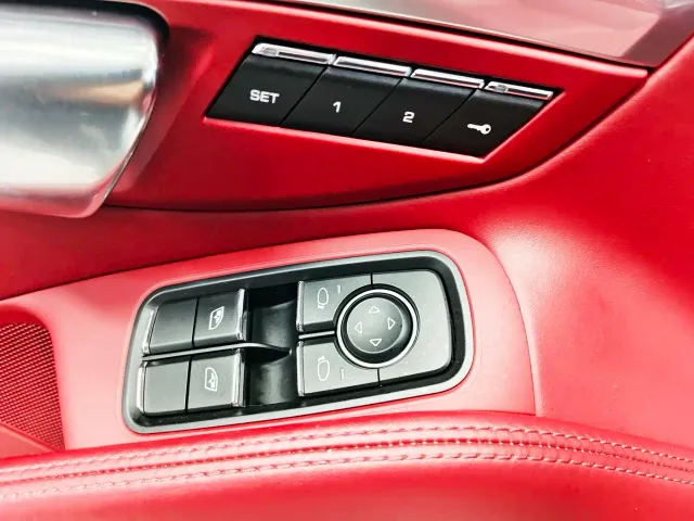 Porsche 718 — Фото автомобиля 17