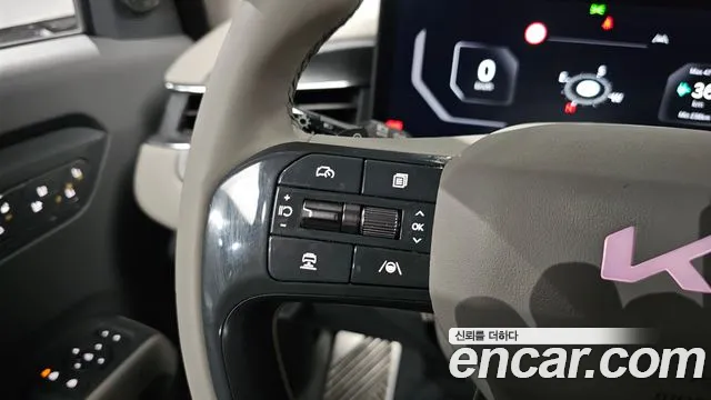 Kia EV9 — Фото автомобиля 13