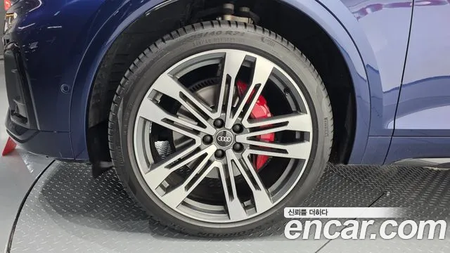 Audi SQ5 FY — Фото автомобиля 4