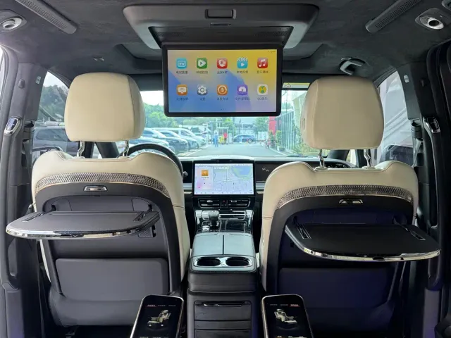 GAC Trumpchi M8 — Фото автомобиля 18