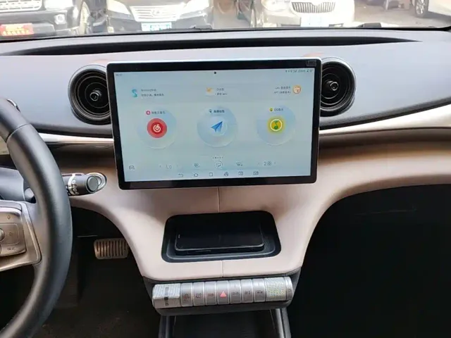 BYD Dolphin — Фото автомобиля 12