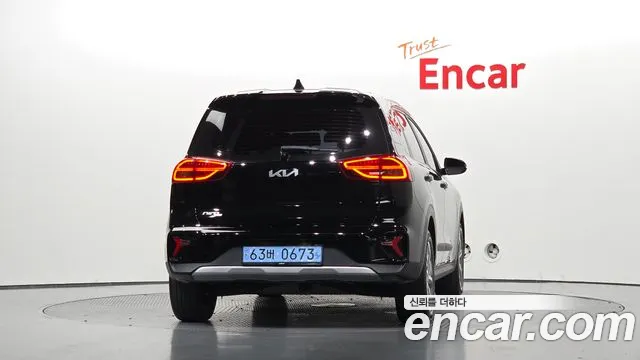 Kia Niro Niro Plus Air — Фото автомобиля 4